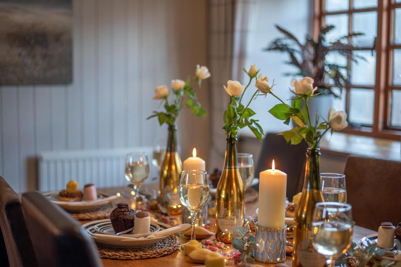 Somerset Country Escape - The Old Mill & The Granary Holiday home *