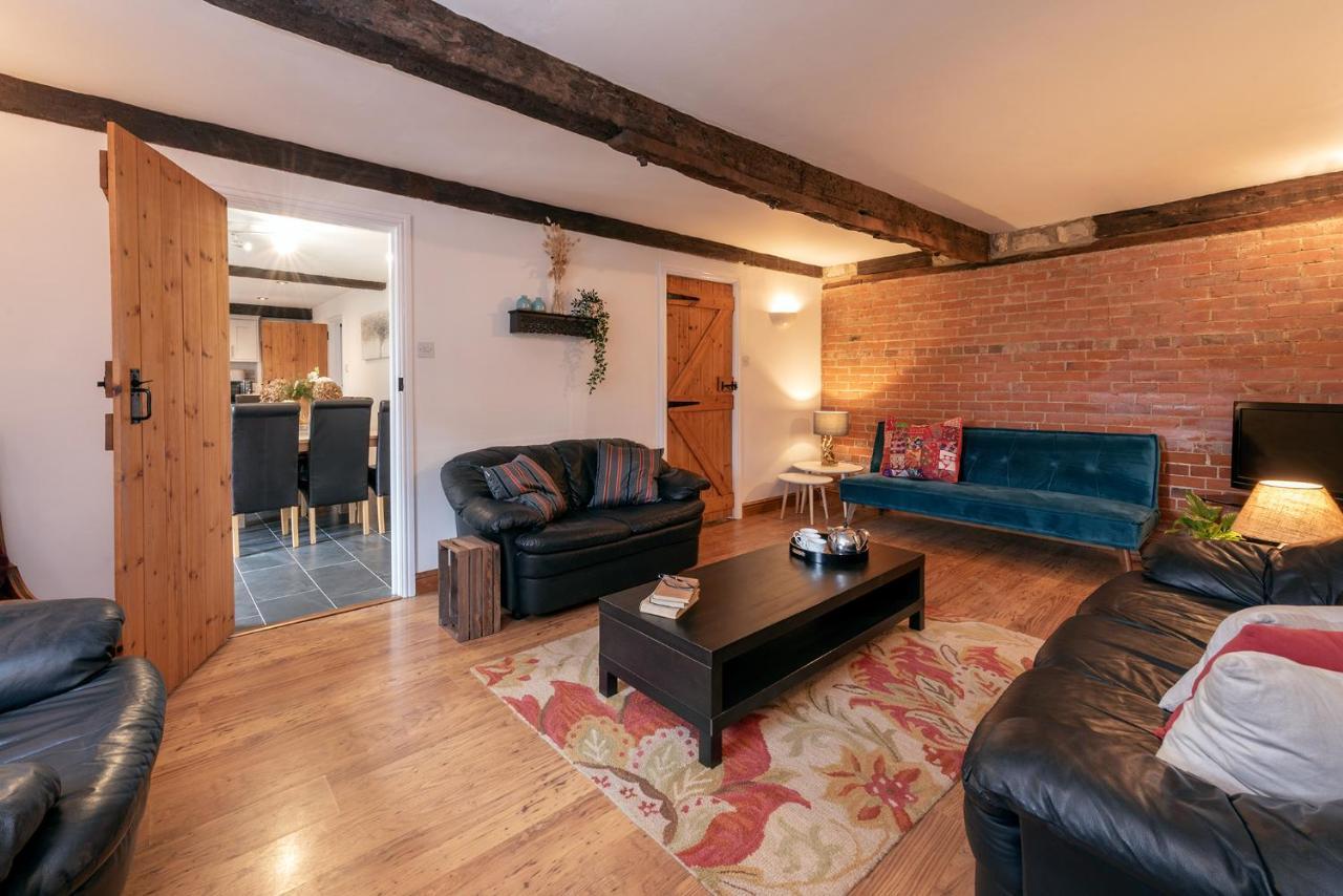 Somerset Country Escape - The Old Mill & The Granary *